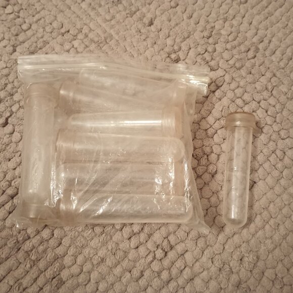 Lot of 11 bud vases - flower arranging supplies - Picture 1 of 2